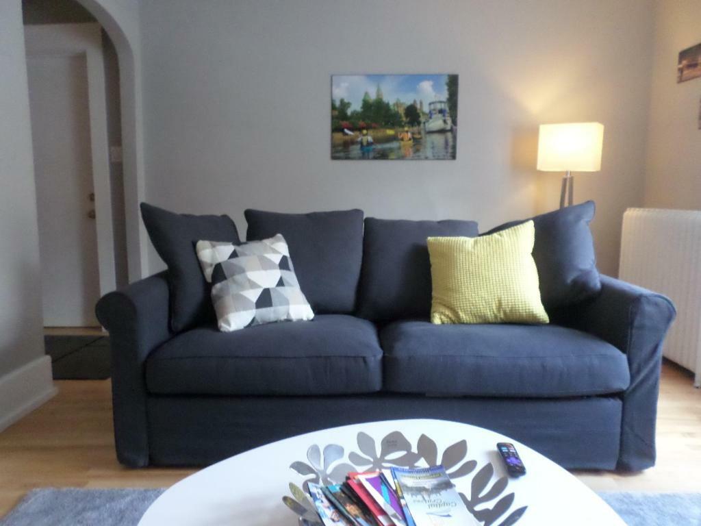 Beautiful, Clean, Quiet 2 Br-In Downtown Ottawa. Parking, Wifi And Netflix Included Appartement Buitenkant foto